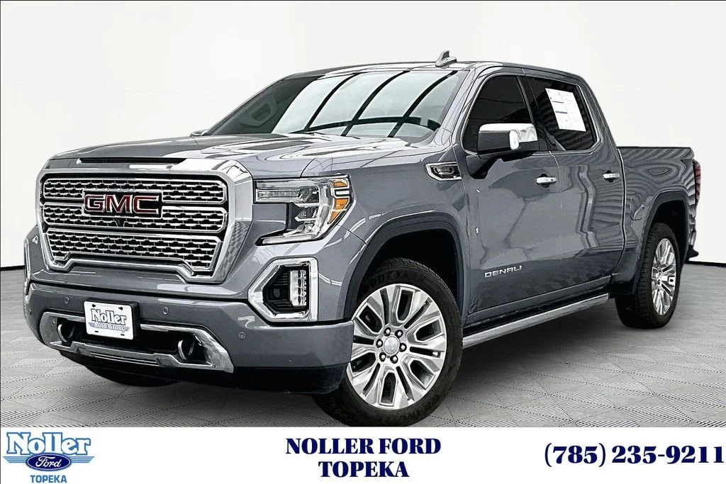 2020 GMC Sierra 4WD Crew Cab Short Box Denali's photo