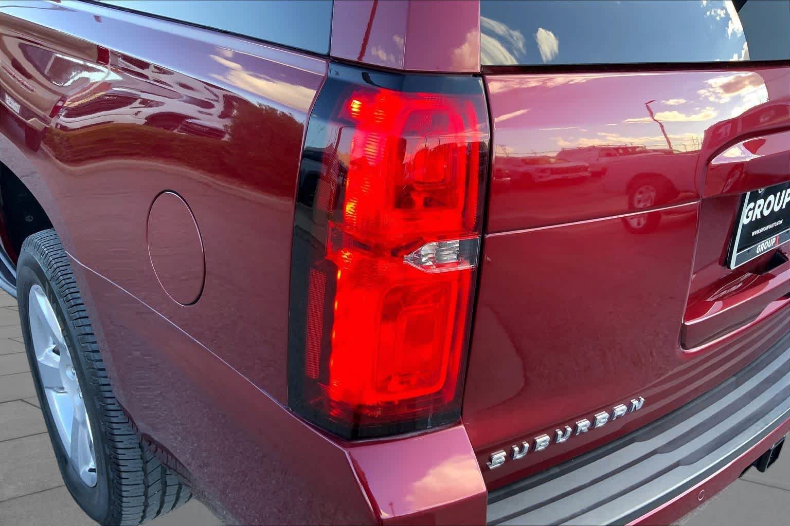 Used 2018 Siren Red Tintcoat Chevrolet LT image 29