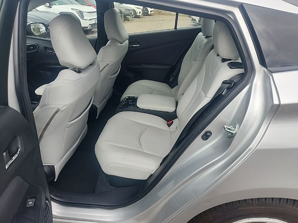 Used 2018 Silver Toyota Plus image 20