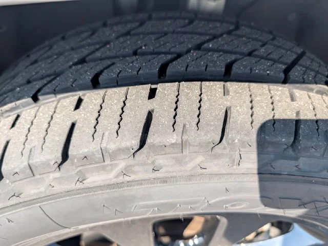 Used 2020 White Jeep Altitude image 28