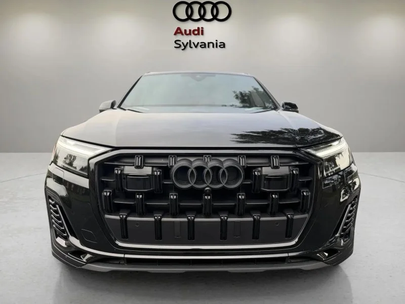 Certified Used 2025  Audi Premium Plus image 2
