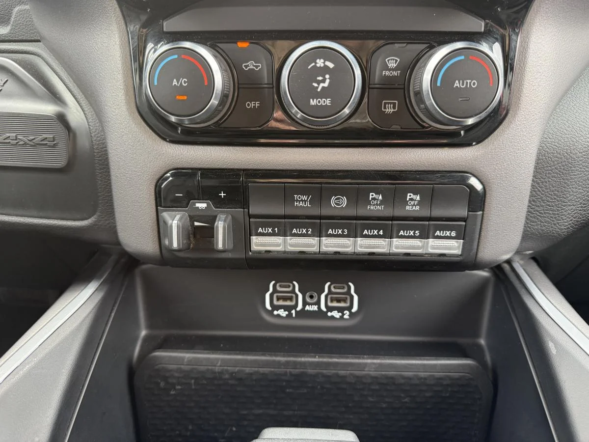 Used 2023 White RAM Big Horn image 24