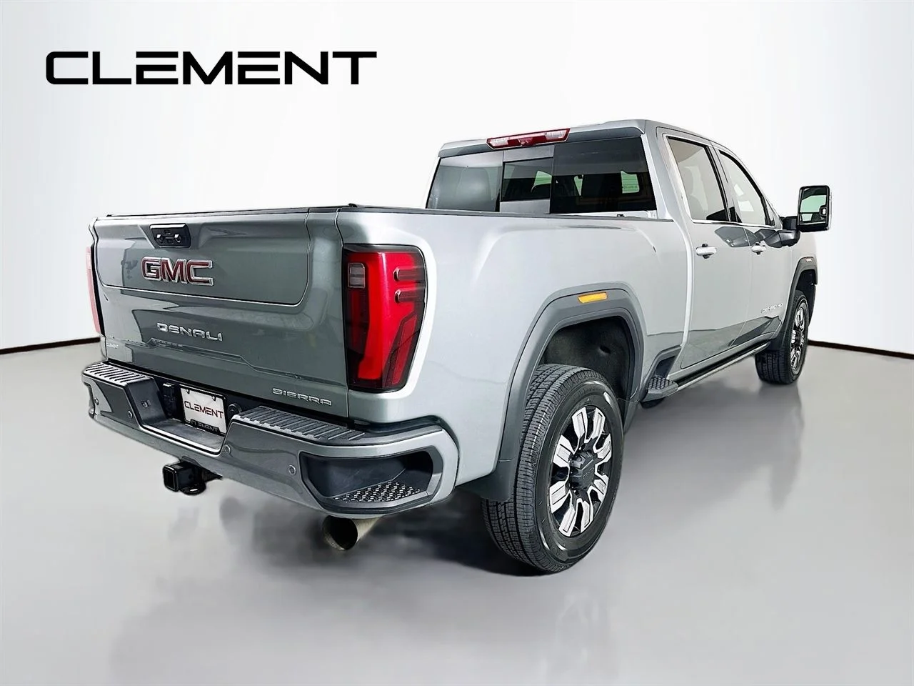 Used 2024 Sterling GMC Denali image 7