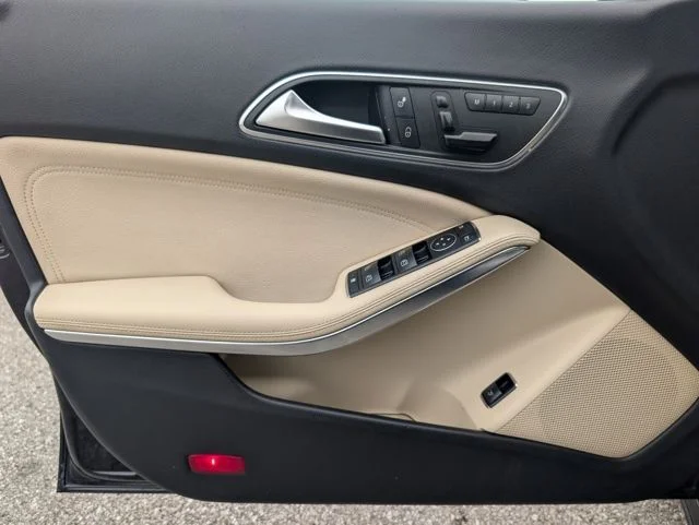 Used 2014 Purple Mercedes-Benz CLA 250 image 11