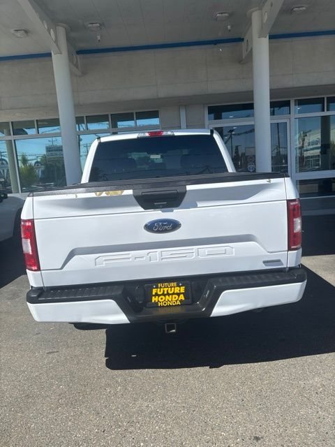 Used 2018 White Ford XL image 4
