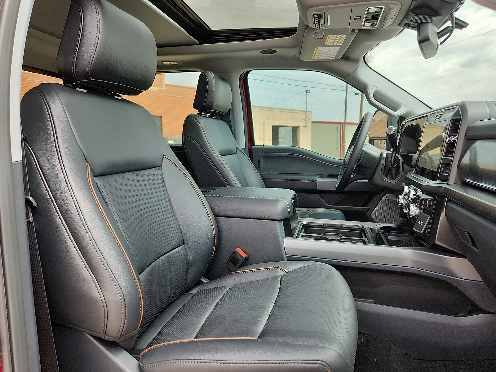 New 2026 Ruby Red Metallic Tinted Clearcoat Ford F-250® Lariat® image 20
