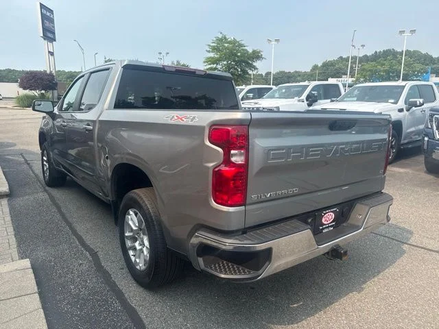 Used 2024 Gray Chevrolet LT image 6