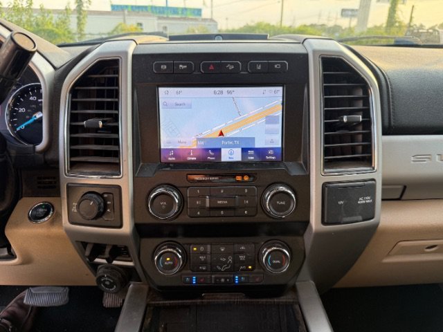 Used 2020 White Ford LARIAT image 16
