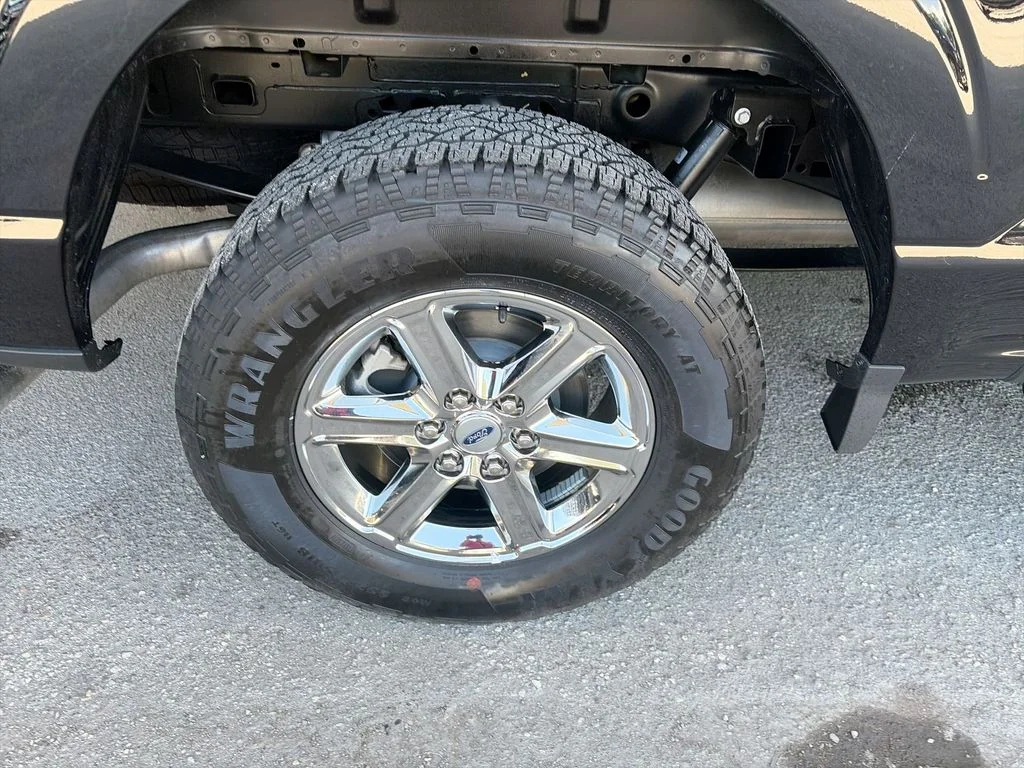 2025 Ford F-150 XLT - Photo 36