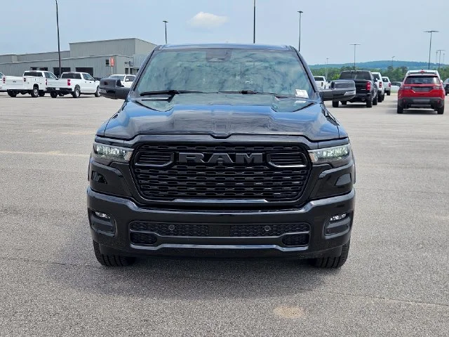 New 2026 Diamond Black Crystal Pearl-Coat Exterior Paint RAM Big Horn/Lone Star image 8