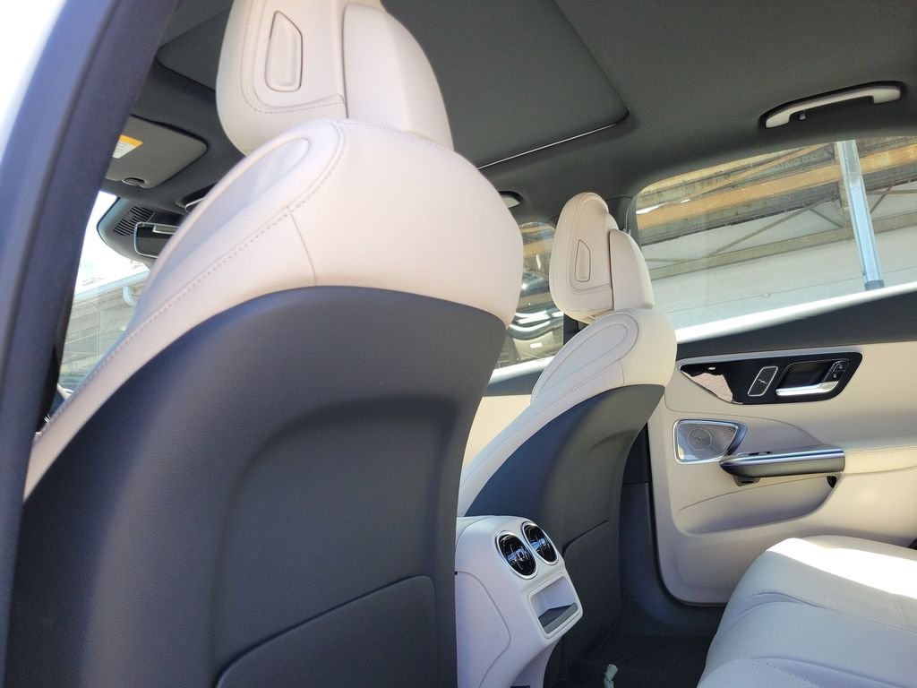 New 2026 Polar White Mercedes-Benz C 300 image 11