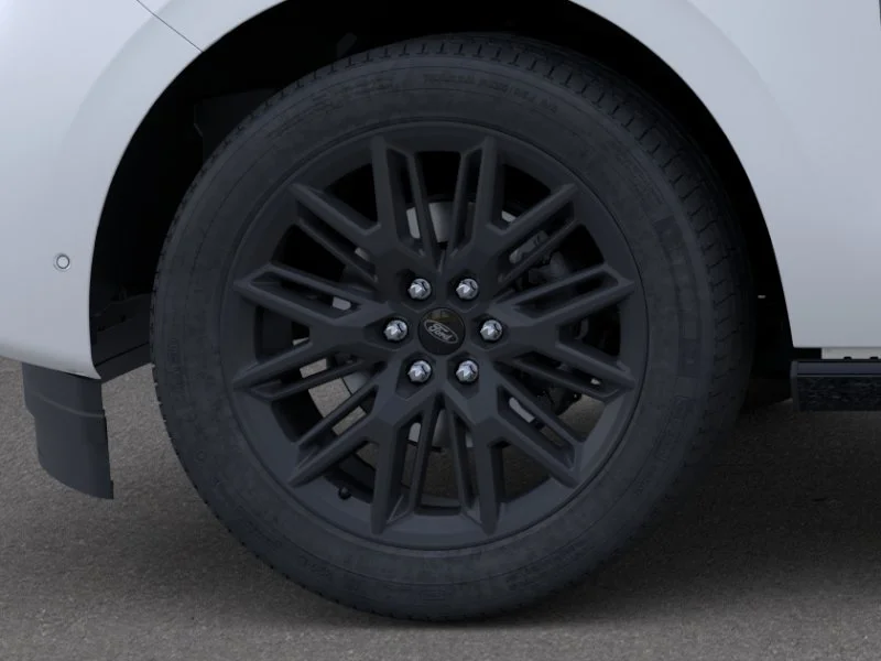 New 2026 Star White Metallic Tri-Coat Ford Platinum image 42