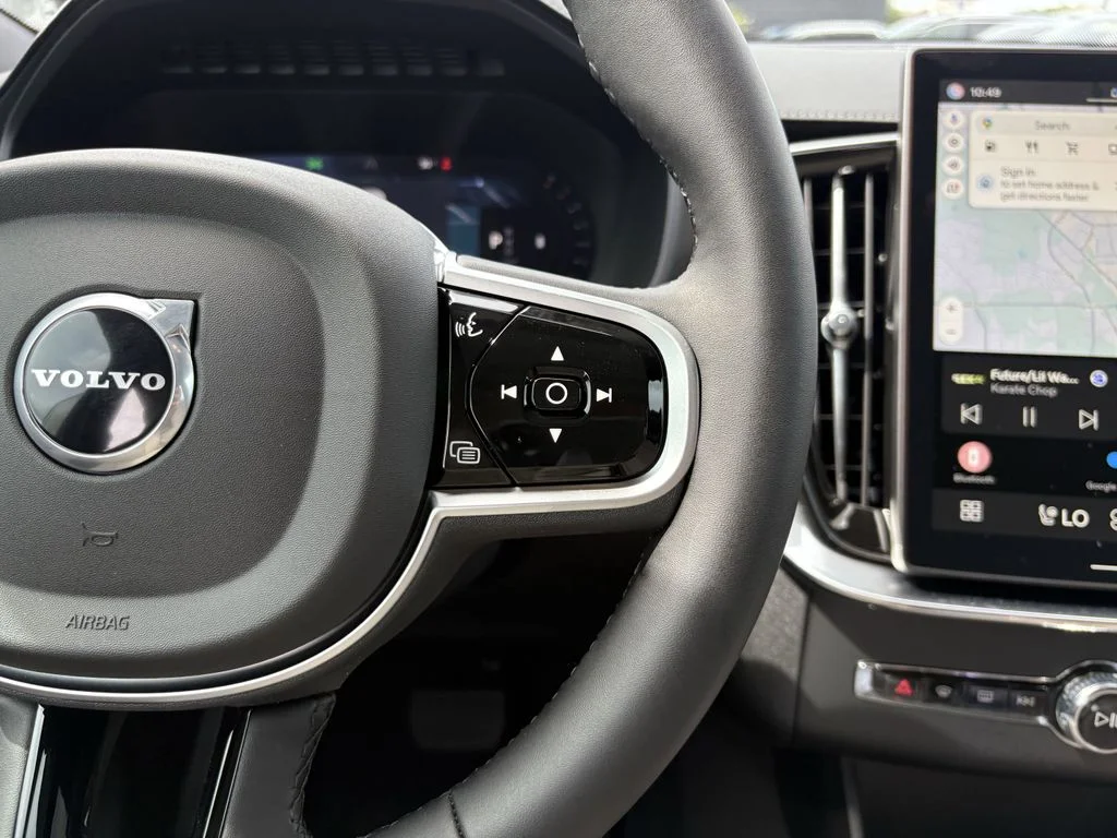 2026 Volvo XC90 Plus - Photo 13