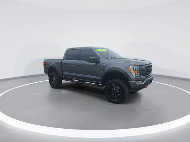 Used 2023 Gray Ford XLT image 2