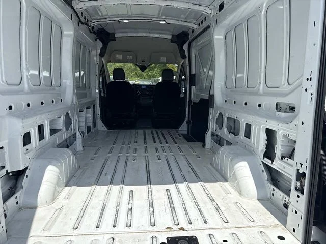 Used 2023 White Ford Base image 7