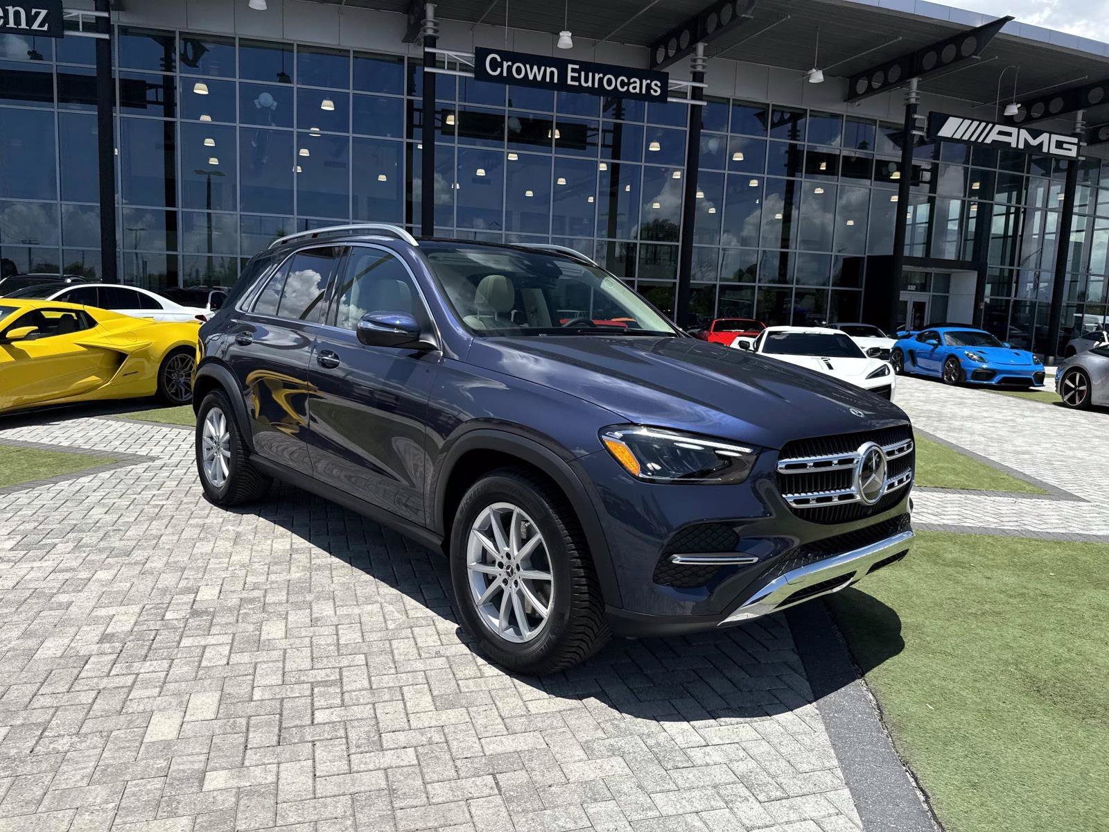 New 2026 Twilight Blue Metallic Mercedes-Benz 350 SUV image 7