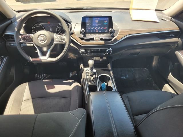 Used 2023 Black Nissan 2.5 SV image 16