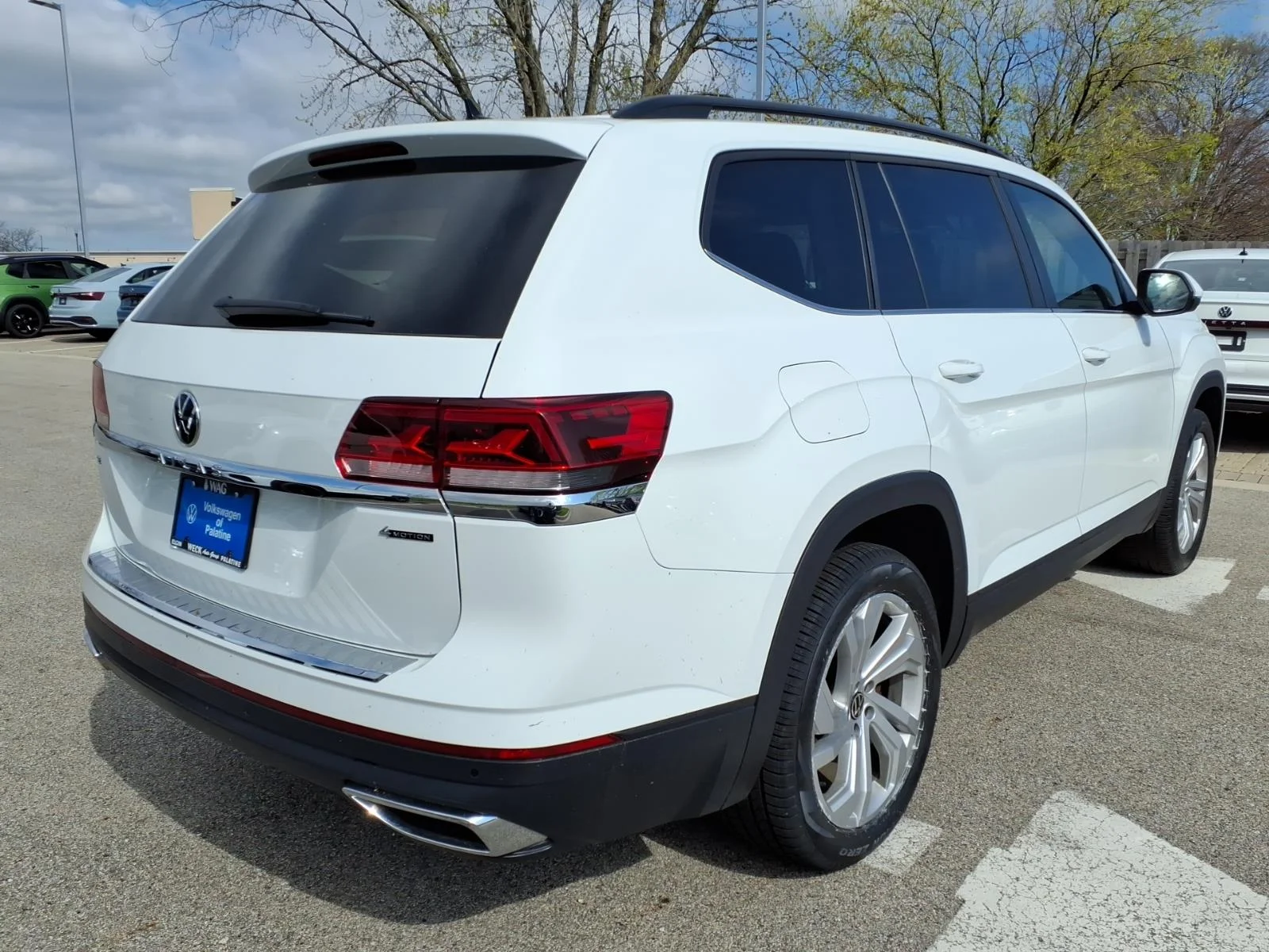 Certified Used 2023 Pure White (0q0q) Volkswagen 2.0T SE W/Technology 4MOT image 7