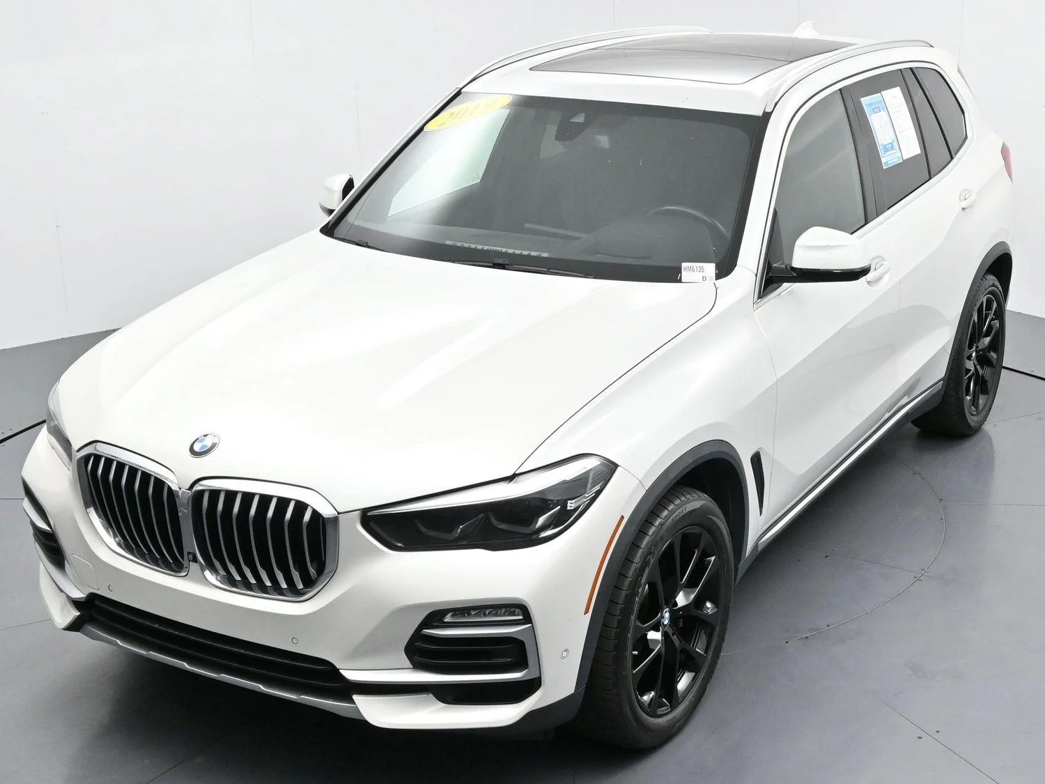 Used 2019 Mineral White Metallic BMW xDrive40i image 38