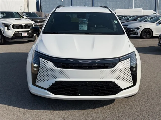 New 2027 Bright White Clear-Coat Exterior Paint Chrysler Select image 2