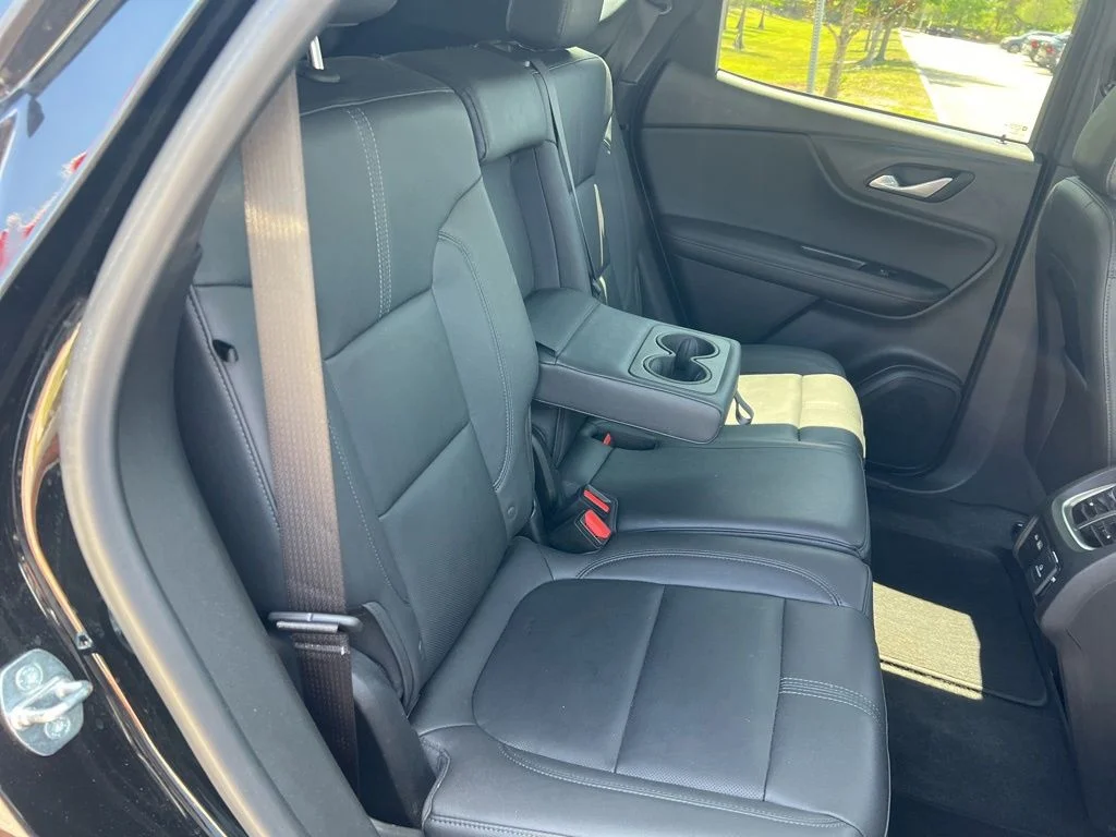 Used 2022 Black Chevrolet LT image 41