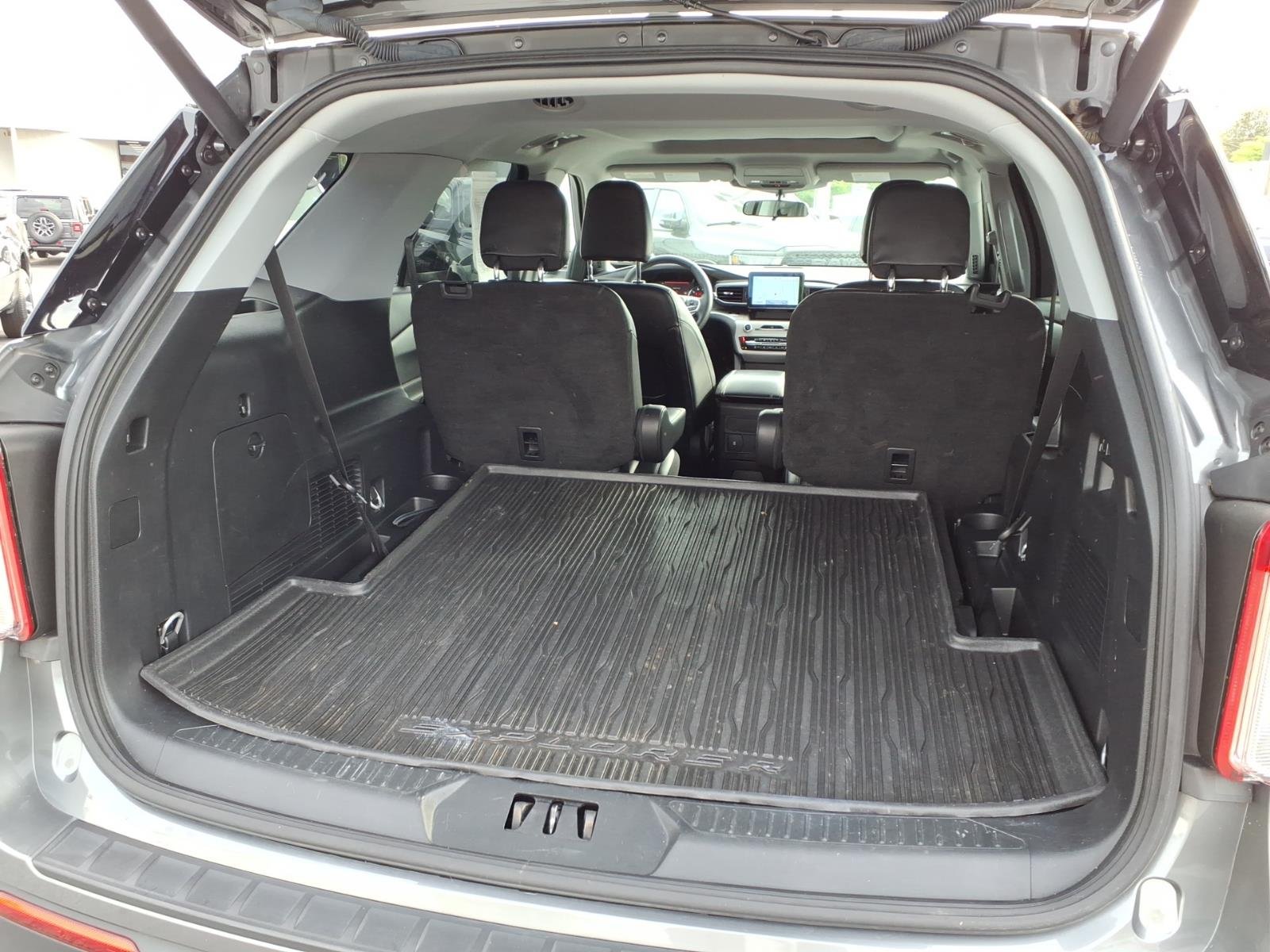 Used 2023 Gray Ford XLT image 22