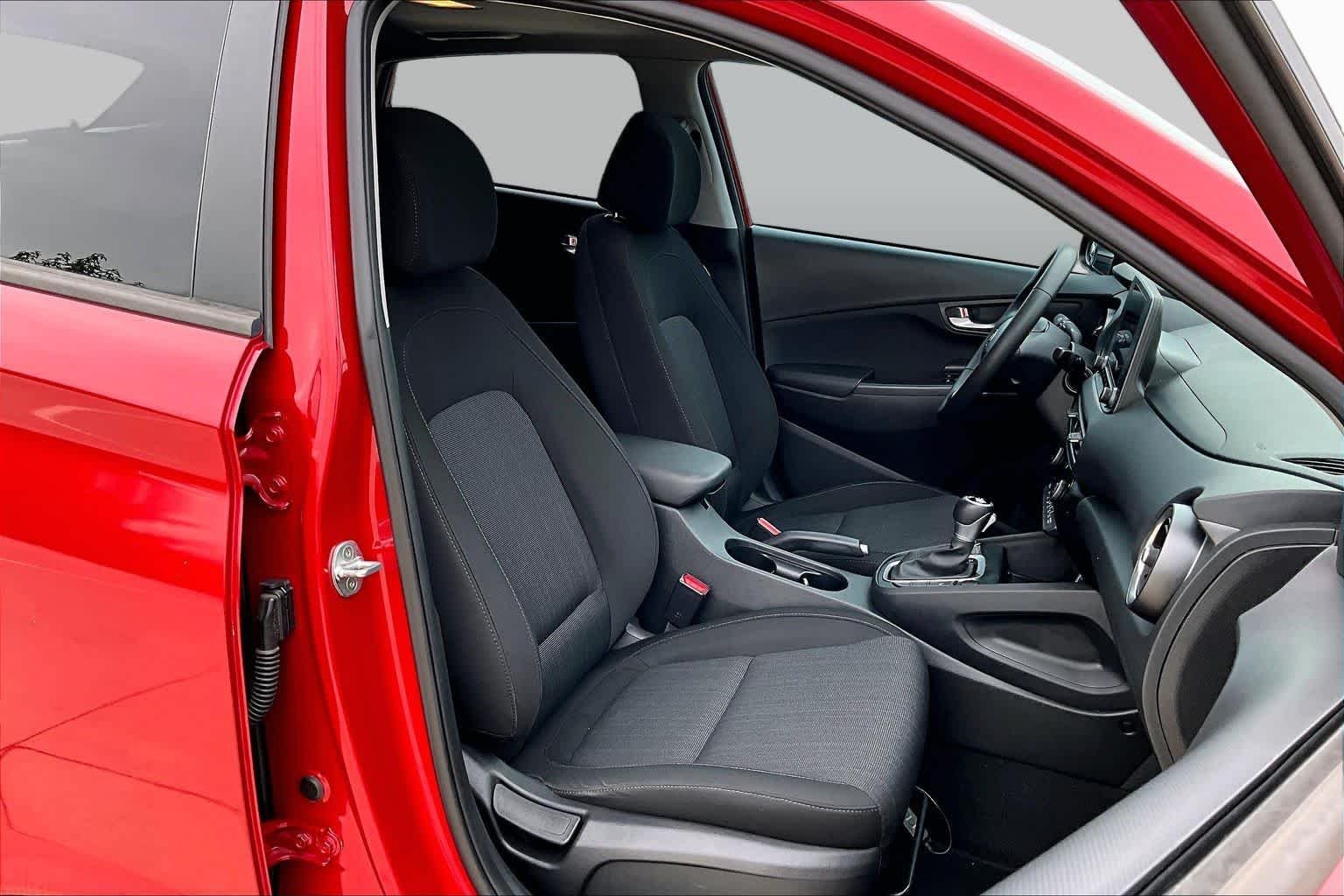 Used 2022 Pulse Red Hyundai SEL image 9