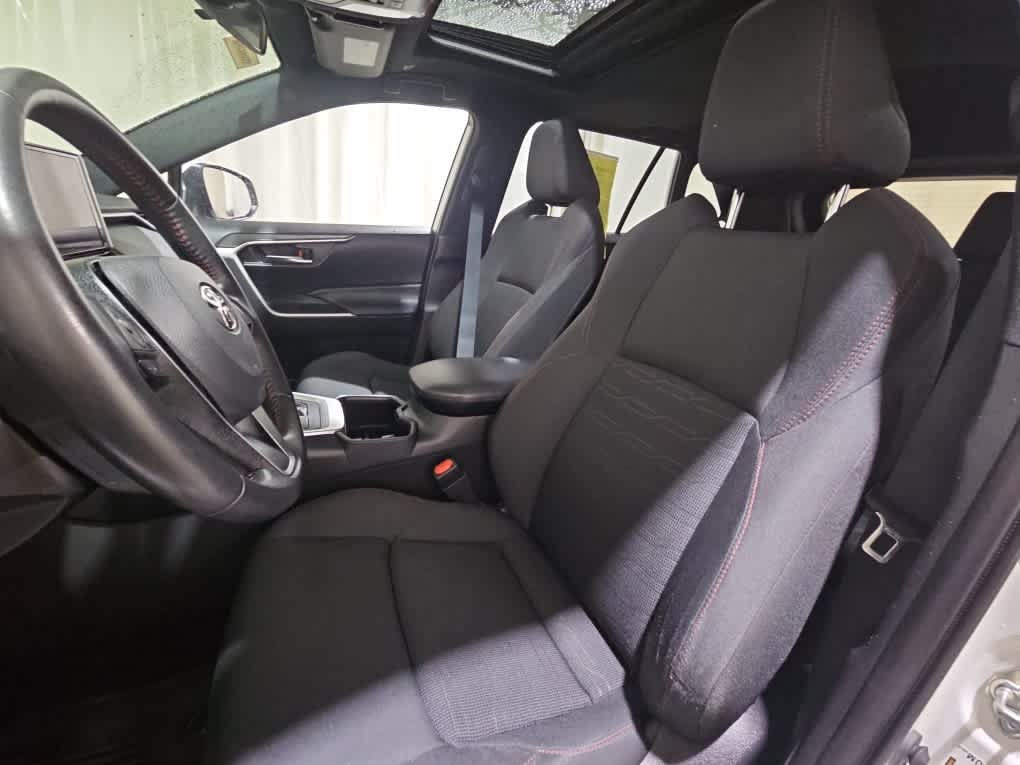 Used 2023 Ice Cap Toyota SE image 10
