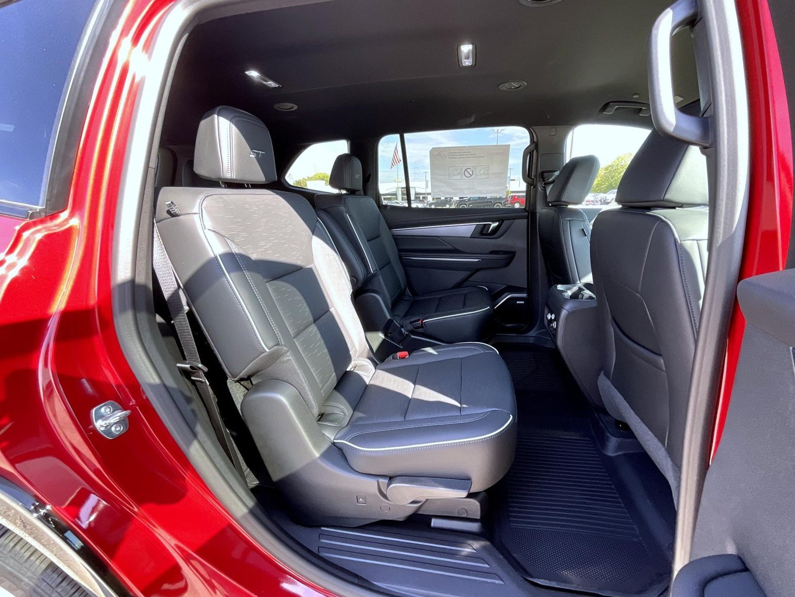 2026 Buick Enclave Sport Touring - Photo 18