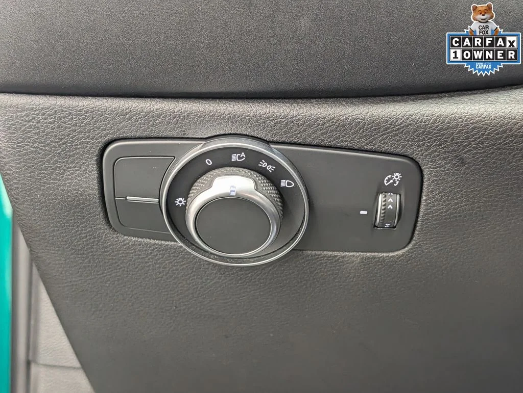 Used 2025  Alfa Romeo  image 21