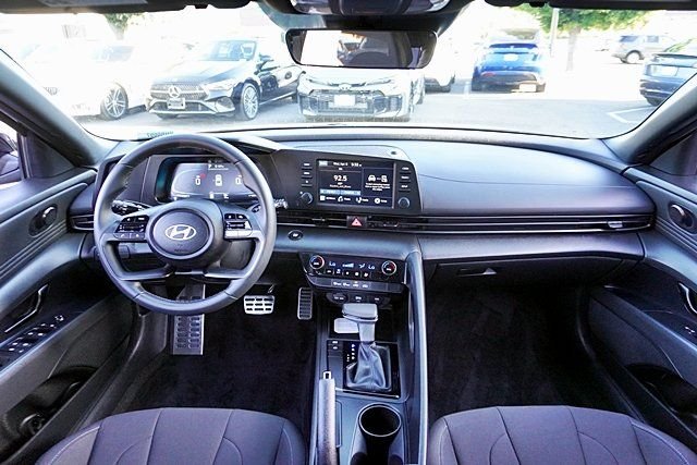 Used 2026 Gray Hyundai SEL Sport image 16