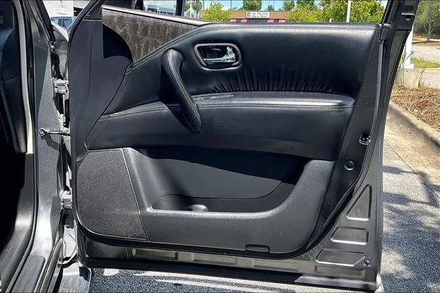 Used 2023 Gray Nissan Platinum image 28