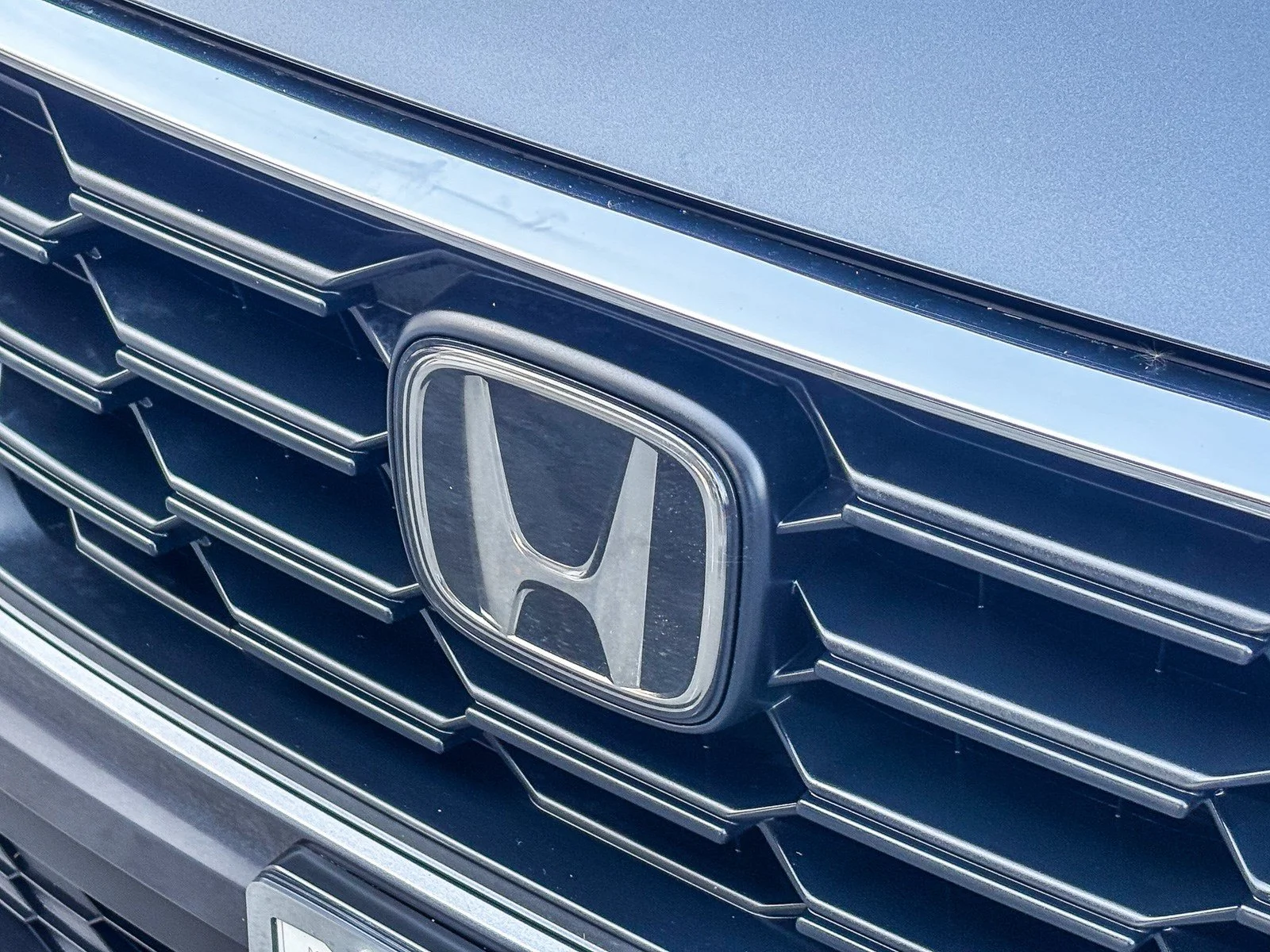 Certified Used 2026 Meteorite Gray Metallic Honda LX image 9
