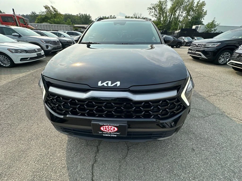 Used 2023 Black Kia X-Line image 7