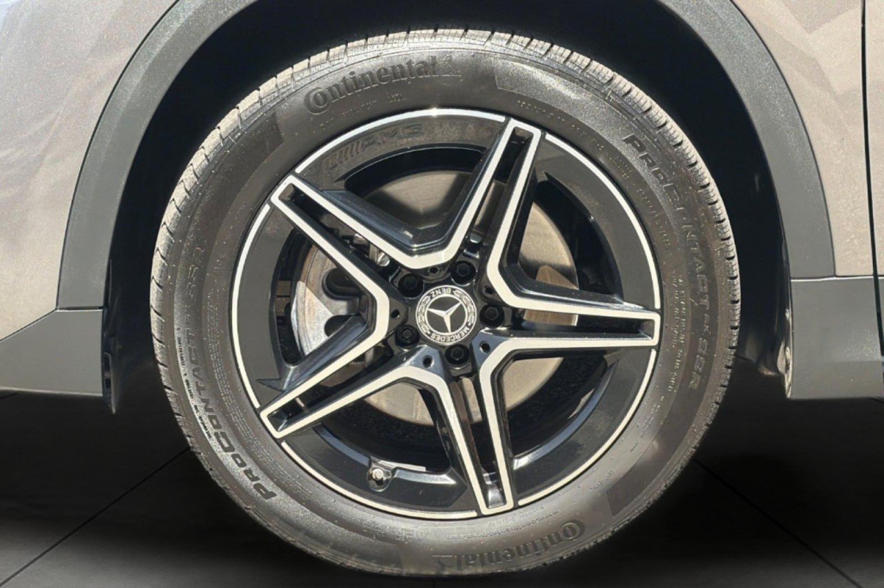 Used 2023 Mountain Grey Metallic Mercedes-Benz GLA 250 image 25