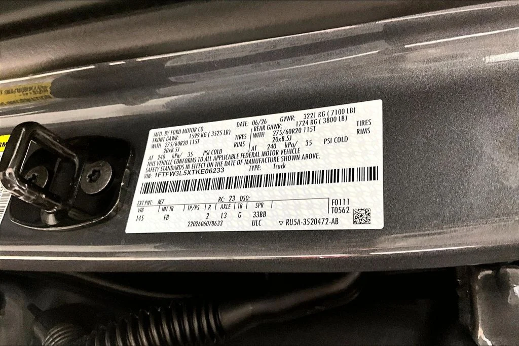 New 2026 Carbonized Gray Metallic Ford XLT image 12