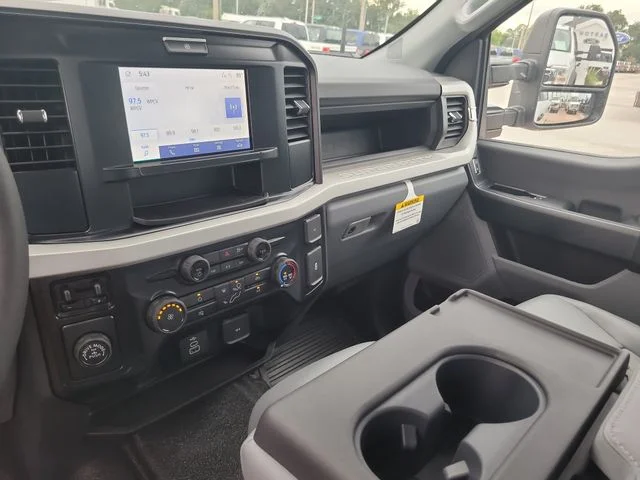New 2026 Oxford White Ford XL image 21