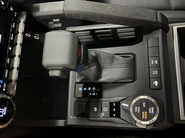 2026 Toyota Tacoma TRD Off Road - Photo 17