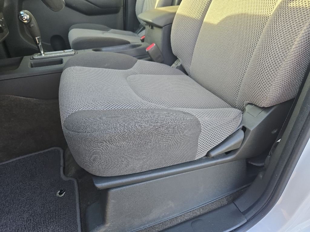Used 2012  Suzuki Sport image 41