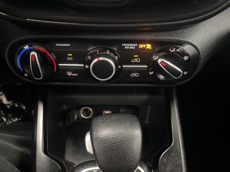 Used 2020 Silver Kia S image 26