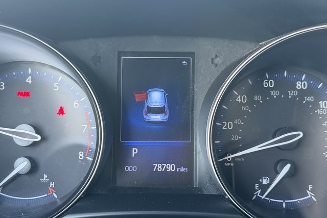 Used 2018 Teal Green Toyota XLE image 14