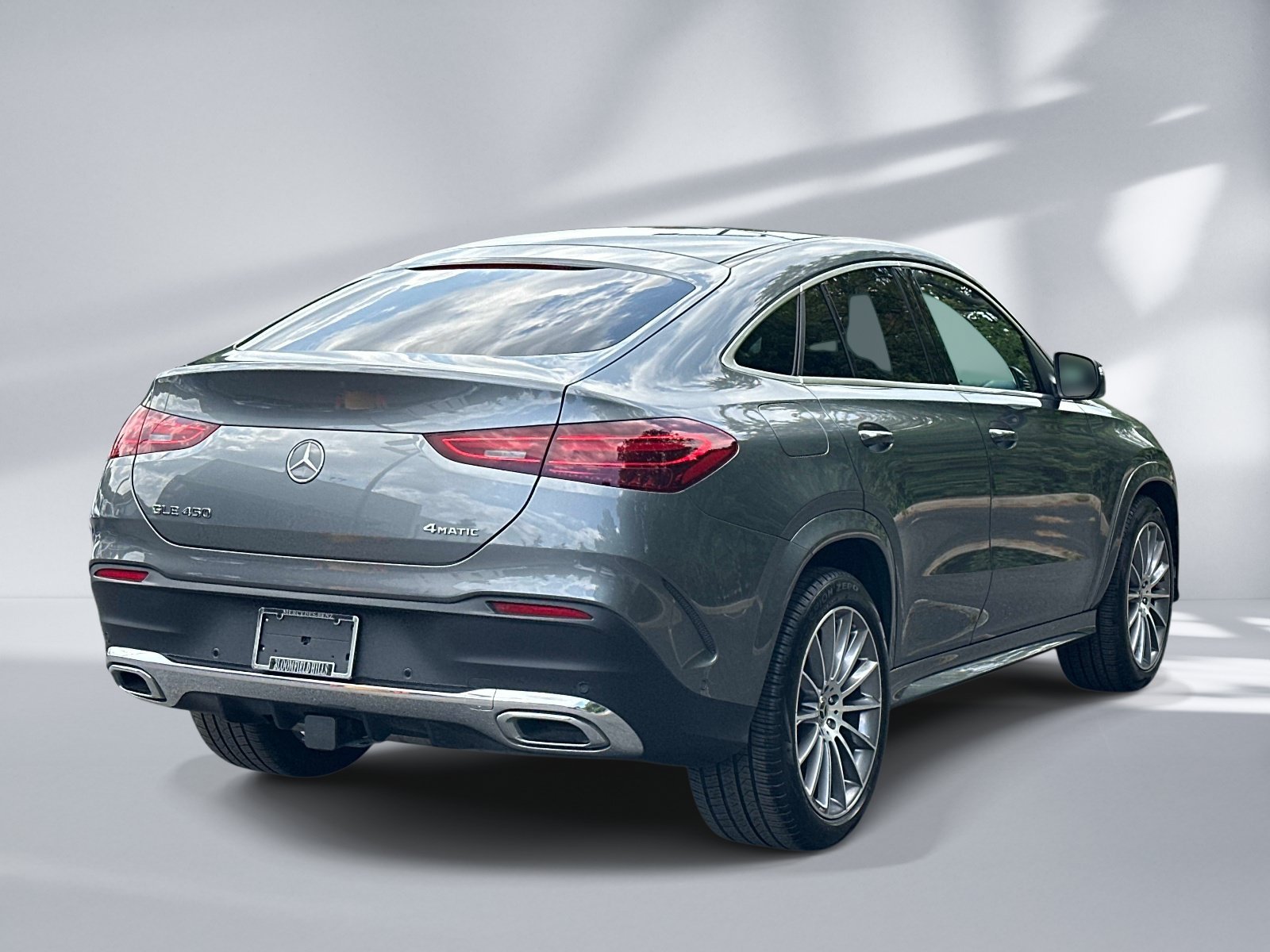Certified Used 2025 Selenite Gray Metallic Mercedes-Benz GLE 450 image 4