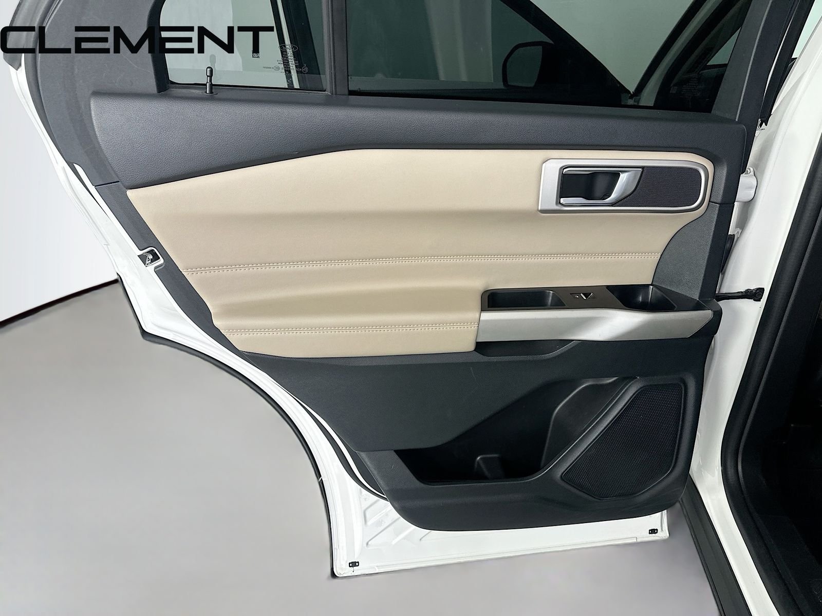 Used 2022 White Ford XLT image 30