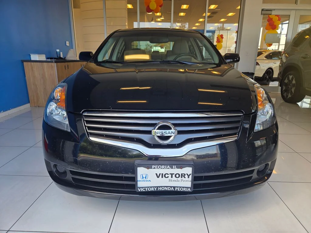 Used 2009 Super Black Nissan 2.5 SL image 2