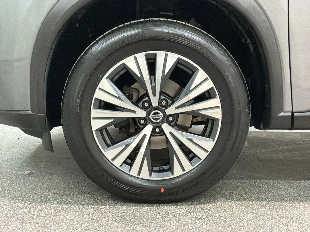Used 2021 Gun Metallic Nissan SV image 30