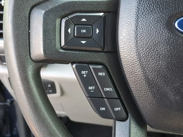 Used 2020 Blue Ford XLT image 21