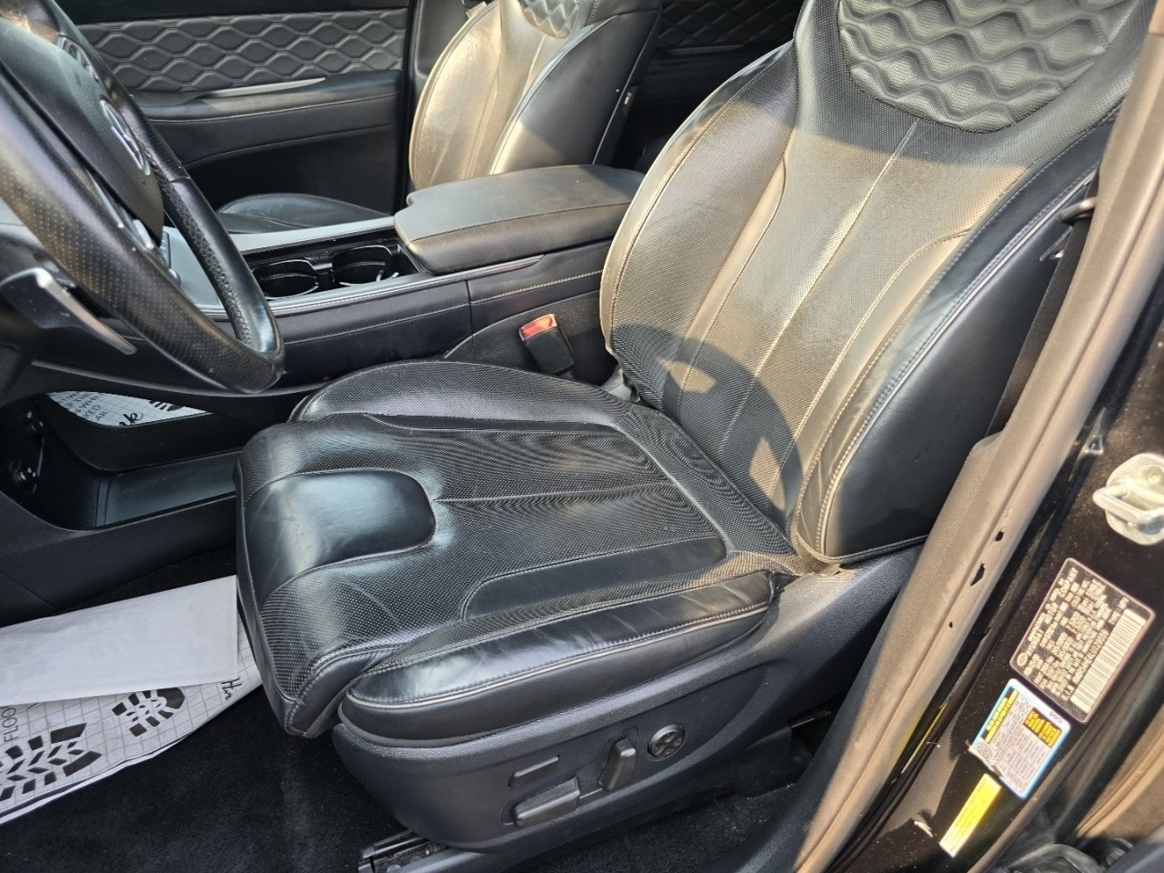 Used 2020 Black Hyundai Limited image 13