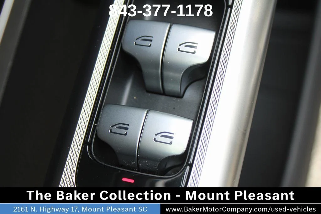 Certified Used 2026 Black Mercedes-Benz GLC 300 image 20