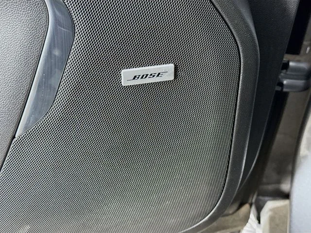 Used 2022 Gray Chevrolet Z71 image 19