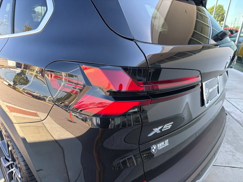 New 2026 Black BMW xDrive40i image 14